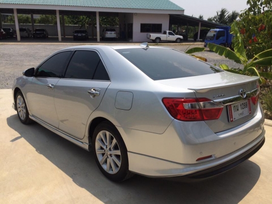 ขาย toyota camry 2.5G โฉมปัจจุบัน สีบรอนซ์เงิน จดทะเบียนปี15 รถสวยพร้อมใช้ รถมือเดียว รถวิ่ง9หมื่นโลแท้