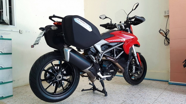 ขาย Ducati Hyperstrada 821 ปี 2014 สภาพสวยมากหล่อเลย