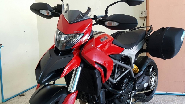 ขาย Ducati Hyperstrada 821 ปี 2014 สภาพสวยมากหล่อเลย
