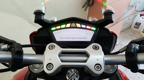 ขาย Ducati Hyperstrada 821 ปี 2014 สภาพสวยมากหล่อเลย