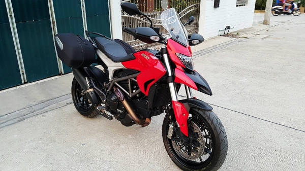 ขาย Ducati Hyperstrada 821 ปี 2014 สภาพสวยมากหล่อเลย