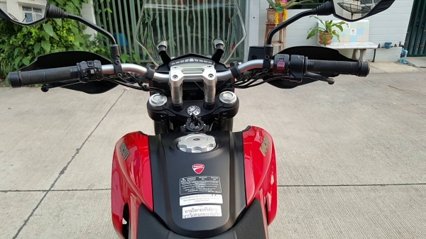 ขาย Ducati Hyperstrada 821 ปี 2014 สภาพสวยมากหล่อเลย