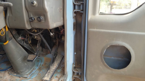 หกล้อ อีซูซุ NPR120ช่วงยาว4.30ม รถห้างแท้ หลังคาโดยสาร สภาพดีพร้อมใช้งาน ทะเบียนเอกสารพร้อมโอน หกล้อ อีซูซุ NPR120ช่วงยาว4.30ม รถห้างแท้ หลังคาโดยสาร สภาพดีพร้อมใช้งาน ทะเบียนเอกสารพร้อมโอน