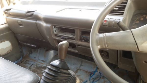 หกล้อ อีซูซุ NPR120ช่วงยาว4.30ม รถห้างแท้ หลังคาโดยสาร สภาพดีพร้อมใช้งาน ทะเบียนเอกสารพร้อมโอน หกล้อ อีซูซุ NPR120ช่วงยาว4.30ม รถห้างแท้ หลังคาโดยสาร สภาพดีพร้อมใช้งาน ทะเบียนเอกสารพร้อมโอน