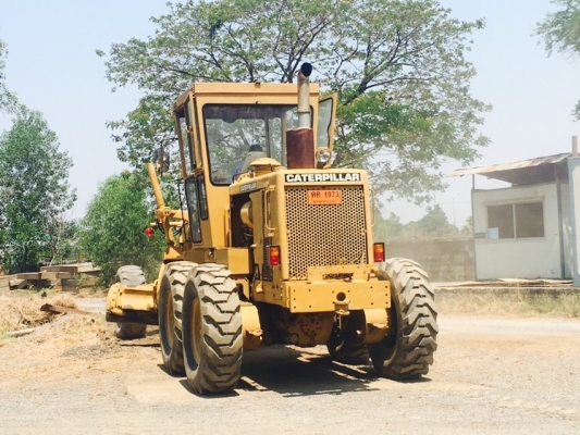 ขายรถเกรด CAT 140 G เอกสารเล่มทะเบียน ราคา 1600000