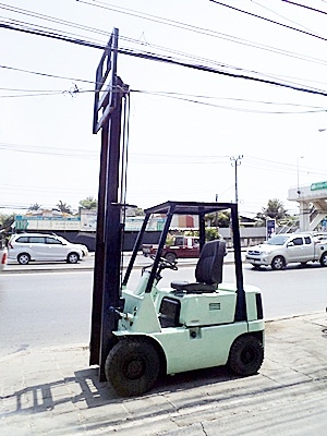 ขายรถยกมิตซูบิชิ 1.5 ตัน เครื่องดีเซล กระบอกคู่ เสาสูง 3 เมตร พวงมาลัยเพาเว่อร์ นำเข้าจากญี่ปุ่น ใช้งานได้ทันที ขายรถยกมิตซูบิชิ 1.5 ตัน เครื่องดีเซล กระบอกคู่ เสาสูง 3 เมตร พวงมาลัยเพาเว่อร์ นำเข้าจากญี่ปุ่น ใช้งานได้ทันที