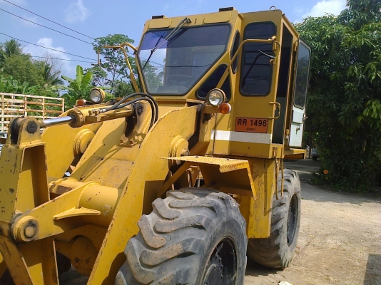 รถตักล้อยางเอวอ่อน มิตซอย เครื่องด๊อยล์6สูบ เก๋งตู้ เล่มพร้อม