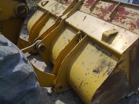 รถตักล้อยางเอวอ่อน มิตซอย เครื่องด๊อยล์6สูบ เก๋งตู้ เล่มพร้อม