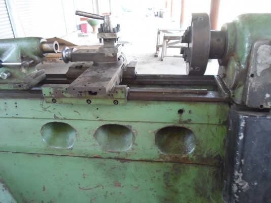แท่นกลึง 3.5 ฟุต อังกฤษ  2 เพลา เกียร์บล็อก  37,000