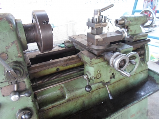แท่นกลึง 3.5 ฟุต อังกฤษ  2 เพลา เกียร์บล็อก  37,000
