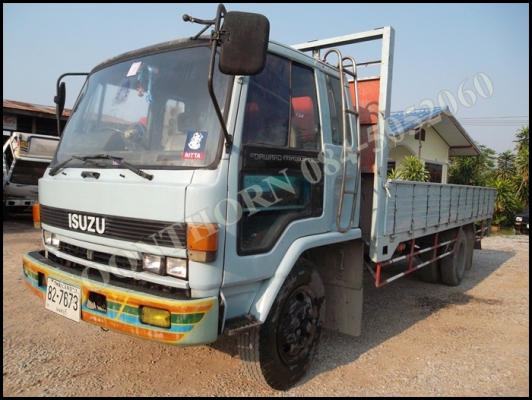 ขายด่วน รถบรรทุก 6 ล้อ ISUZU ROCKY 195 แรง เครื่อง TURBO ช่วงยาว 6.20 เมตร รถสวยพร้อมใช้ ราคาสุดคุ้ม
