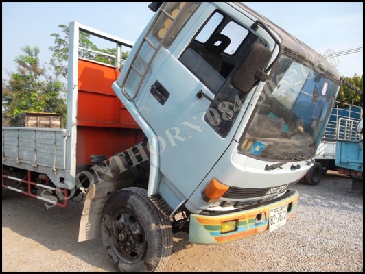 ขายด่วน รถบรรทุก 6 ล้อ ISUZU ROCKY 195 แรง เครื่อง TURBO ช่วงยาว 6.20 เมตร รถสวยพร้อมใช้ ราคาสุดคุ้ม