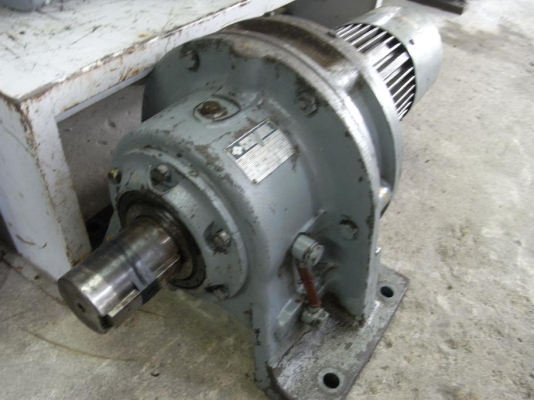 ขายมอเตอร์เกียร์ 3 HP. 1400 RPM. ชุดเกียร์ 1/90 RPM made in japan สภาพสวยพร้อมใช้งาน รับประกันคุณภาพ ขายมอเตอร์เกียร์ 3 HP. 1400 RPM. ชุดเกียร์ 1/90 RPM made in japan สภาพสวยพร้อมใช้งาน รับประกันคุณภาพ