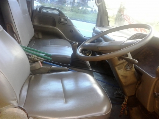 ขายหกล้อ 120 ฝาขาว รถสวย  สภาพดี