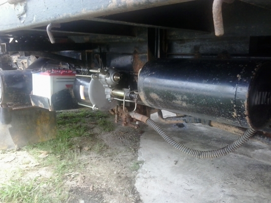 ขายหกล้อ 120 ฝาขาว รถสวย  สภาพดี