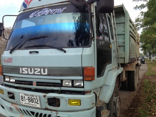 ขายรถสิบล้อ 210 เปลี่ยนเครื่อง 240 รถสวย  สภาพดี