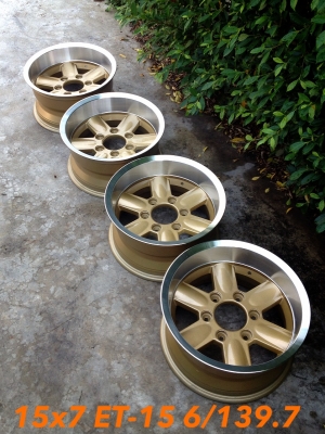 ล้อ SNIPER ขอบ 15x7 ใส่ 6 รู ก้านสีทอง ขอบเงา ออฟลึก *7900 บาทครับ ล้อ SNIPER ขอบ 15x7 ใส่ 6 รู ก้านสีทอง ขอบเงา ออฟลึก *7900 บาทครับ