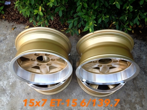 ล้อ SNIPER ขอบ 15x7 ใส่ 6 รู ก้านสีทอง ขอบเงา ออฟลึก *7900 บาทครับ ล้อ SNIPER ขอบ 15x7 ใส่ 6 รู ก้านสีทอง ขอบเงา ออฟลึก *7900 บาทครับ