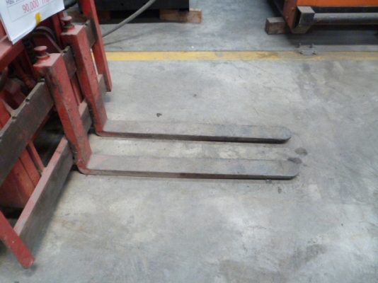 ขายรถยกไฟฟ้า 0.9 ตัน สภาพสวยพร้อมใช้งาน ราคาถูก ยี่ห้อ TOYOTA  รุ่น 3FB9  สนใจติดต่อเจี๊ยบได้เลยค่ะ 087-3310254 ค่ะ