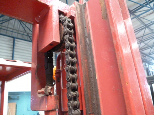 ขายรถยกไฟฟ้า 0.9 ตัน สภาพสวยพร้อมใช้งาน ราคาถูก ยี่ห้อ TOYOTA  รุ่น 3FB9  สนใจติดต่อเจี๊ยบได้เลยค่ะ 087-3310254 ค่ะ