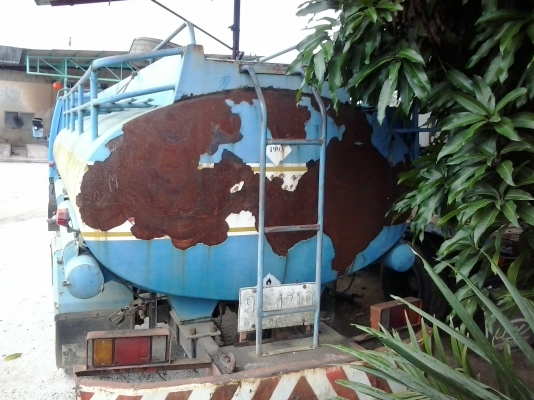 ขายหกล้อรถน้ำมัน 115 แรงม้า รถสวย  สภาพดี