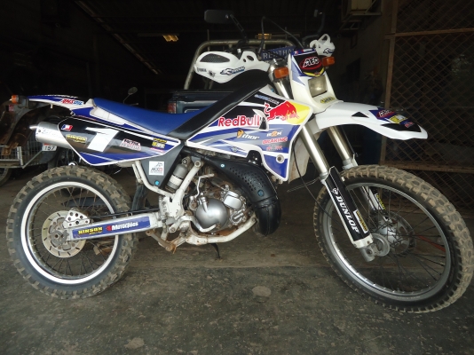ขาย 2 คัน YAMAHA WR 200 ปีประมาณ 93 อินวอยราคา 34,000 บาท ทะเบียนแท้ 58,000 บาท โทร 089-2442598 ศิริ