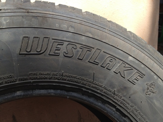 ขายยาง 245/70/16 ปี11 ยี่ห้อwestlake คู่นึงครับ ขายยาง 245/70/16 ปี11 ยี่ห้อwestlake คู่นึงครับ