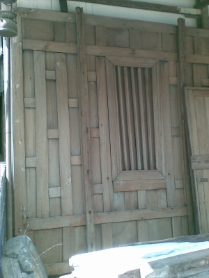 ขายแผงไม้สักเก่าบ้านทรงไทยสวยๆ ขายแผงไม้สักเก่าบ้านทรงไทยสวยๆ