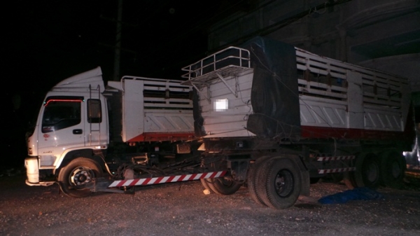 ISUZU FXZ320 ปี 50 พร้อมหางพ่วง สองคาน พร้อมขายค่ะ