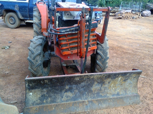 KUBOTA L2600 ใบดัน กะผาน4