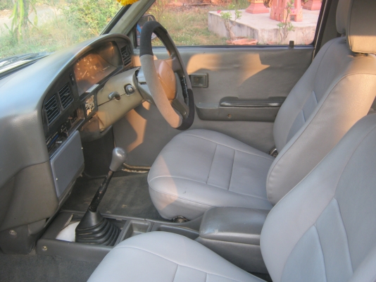 ขายไมตี๋เอ็ก สีประตู2.5รถอเนกประสงค์ รถครอบครัว