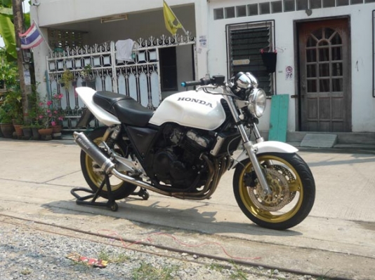 วุฒินนบุรี// CB400sf รถสวยๆเครื่องดีจัดท่อแต่งสวยๆเสียงมันๆมีอินวอย+สรรพสารมิตร