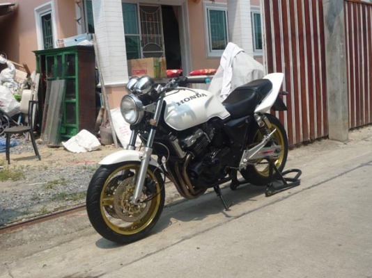วุฒินนบุรี// CB400sf รถสวยๆเครื่องดีจัดท่อแต่งสวยๆเสียงมันๆมีอินวอย+สรรพสารมิตร