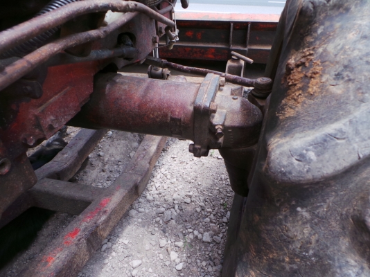 รถไถยี่ห้อ KUBOTA อุปกรณ์มีโรตารี่ตัดหญ้า ใบมีดดันหน้า รถไถยี่ห้อ KUBOTA อุปกรณ์มีโรตารี่ตัดหญ้า ใบมีดดันหน้า