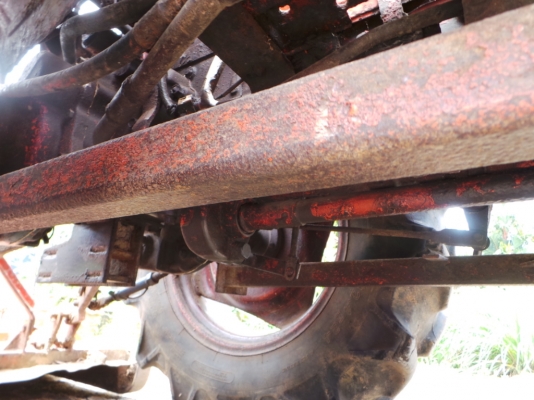 รถไถยี่ห้อ KUBOTA อุปกรณ์มีโรตารี่ตัดหญ้า ใบมีดดันหน้า รถไถยี่ห้อ KUBOTA อุปกรณ์มีโรตารี่ตัดหญ้า ใบมีดดันหน้า