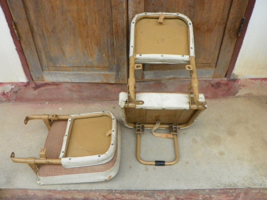 ขายเบาะรถ JEEP MITSU  หน้า-หลัง หายาก สำหรับทำเดิม