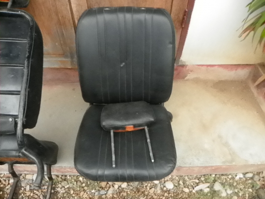 ขายเบาะรถ JEEP MITSU  หน้า-หลัง หายาก สำหรับทำเดิม