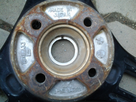 advan ขอบ15  มีคู่เดี่ยว