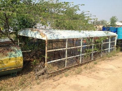 ขายหลังคามีรั้วตระแกงกว้าง 2.10 สูง 1.70 ยาว 5.90 เมตร สภาพดีขายตามสภาพครับ