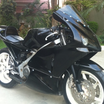 VFR400 nc24 มีเล่มทะเบียน 52000 ลดเหลือ 48000 ซื้อจริงลดได้อีก