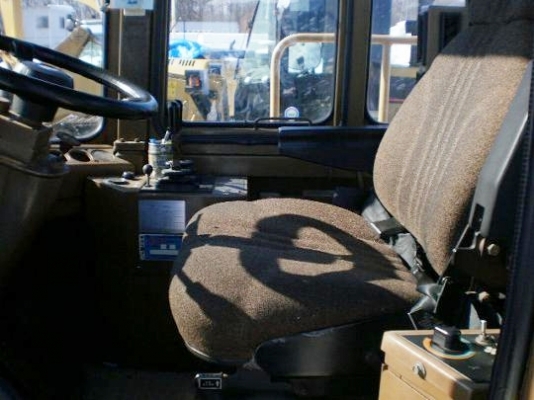 ขาย CATERPILLAR 936F, S/n. 9MK00187