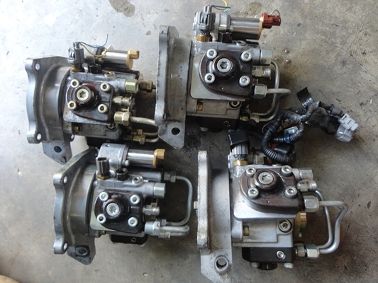 ขายปั๊มคอมมอนเรล 3 โรเตอร์ หมุนขวา แต่งซิ่ง