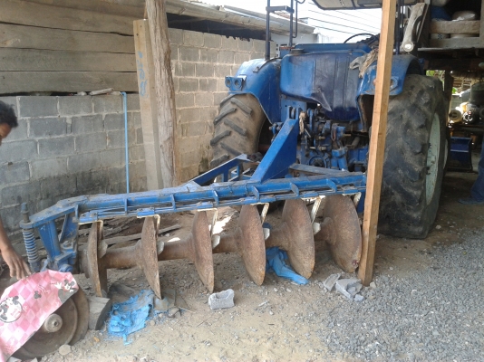 ขายรถไถ สภาพพร้อมใช้ ขายรถไถ สภาพพร้อมใช้