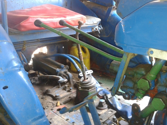 ขายรถไถ สภาพพร้อมใช้ ขายรถไถ สภาพพร้อมใช้