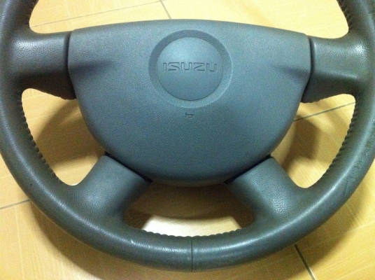 ขาย พวงมาลัย Isuzu D max  SLX   ( เดิม )