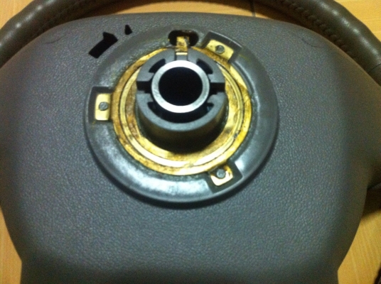 ขาย พวงมาลัย Isuzu D max  SLX   ( เดิม )