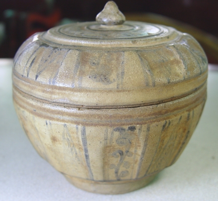 ขายเครื่องดินเผาโบราณ