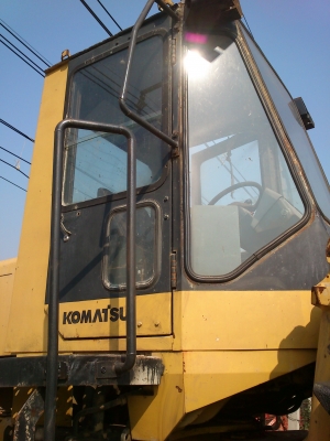 KOMUTSU WHEEL LOADER WA 320