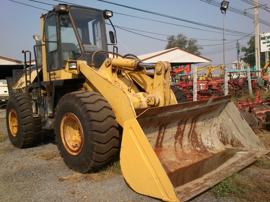 KOMUTSU WHEEL LOADER WA 320