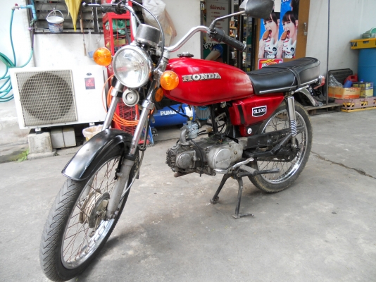 HONDA  GL 100
